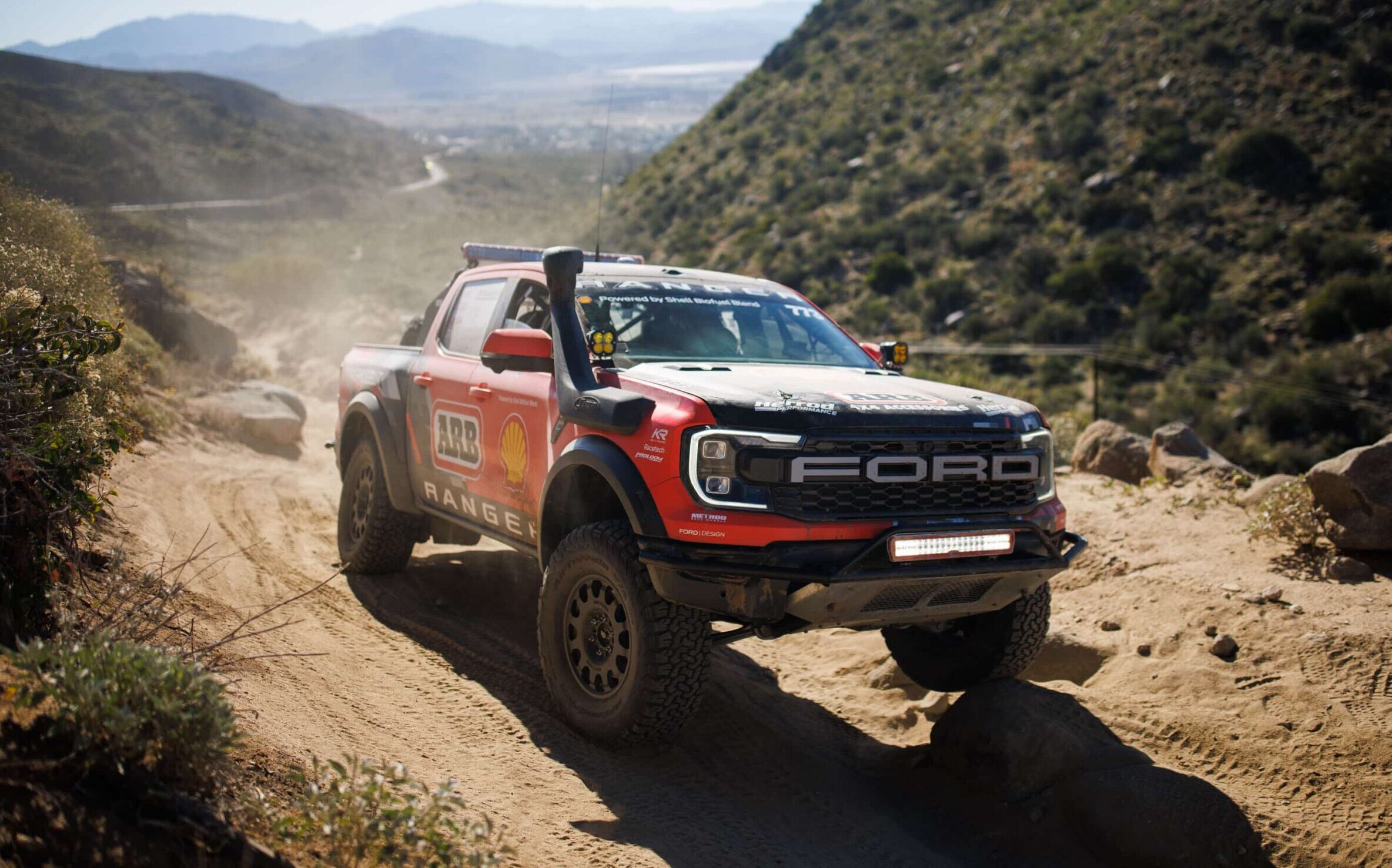 Ford Ranger Rapter Bahji Ford Ranger Raptor conquers Baja 1000, drives home afterwards ...