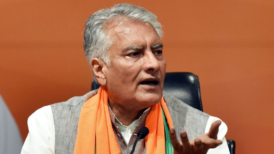 sunil jakhar attacked congress