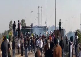 farmers-march-to-delhi-kisan-andolan-