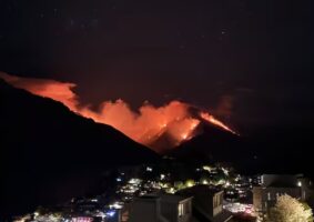 Fire crews return to large fire